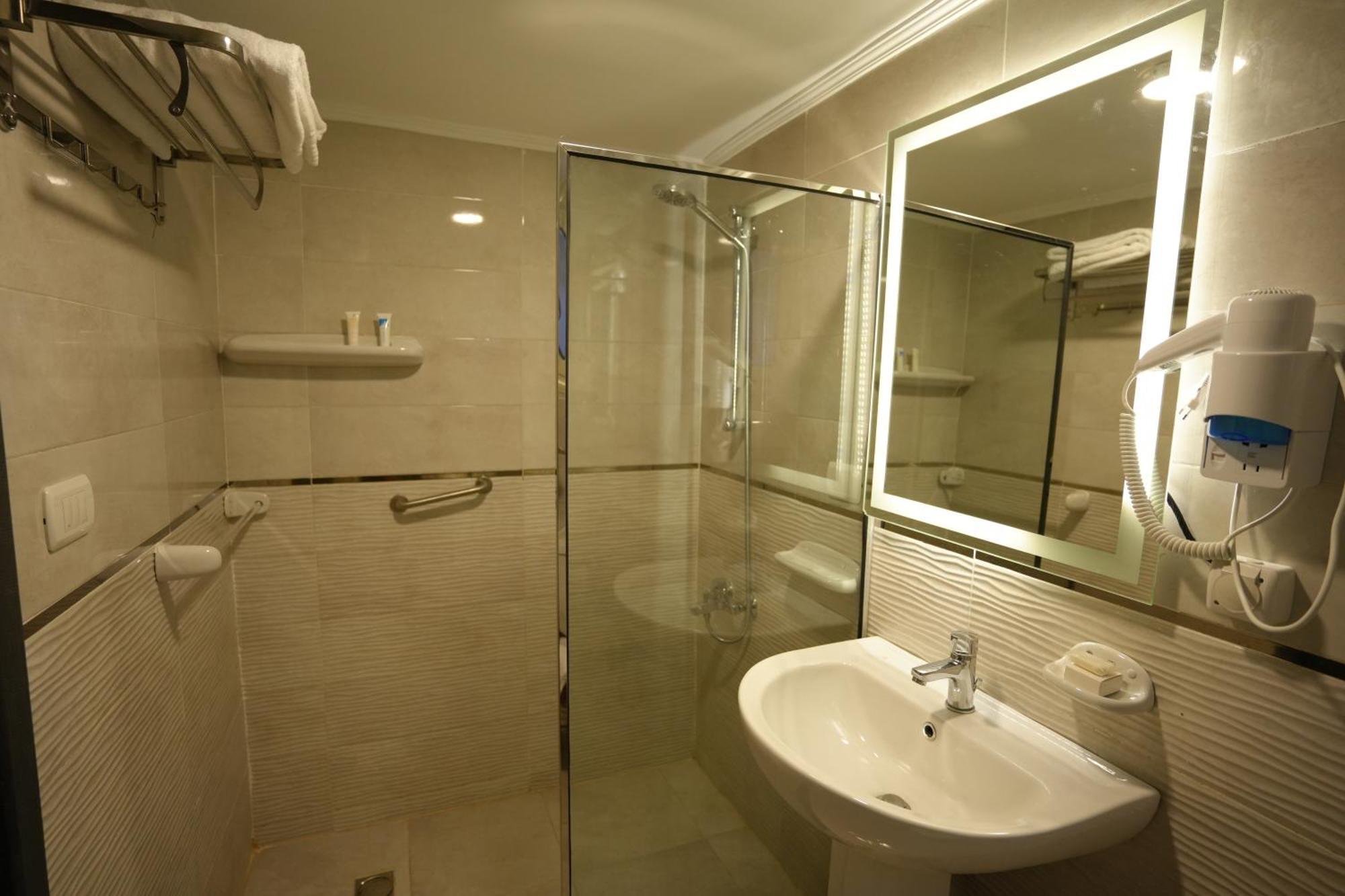 Mar Charbel Hotel Κάιρο Εξωτερικό φωτογραφία
